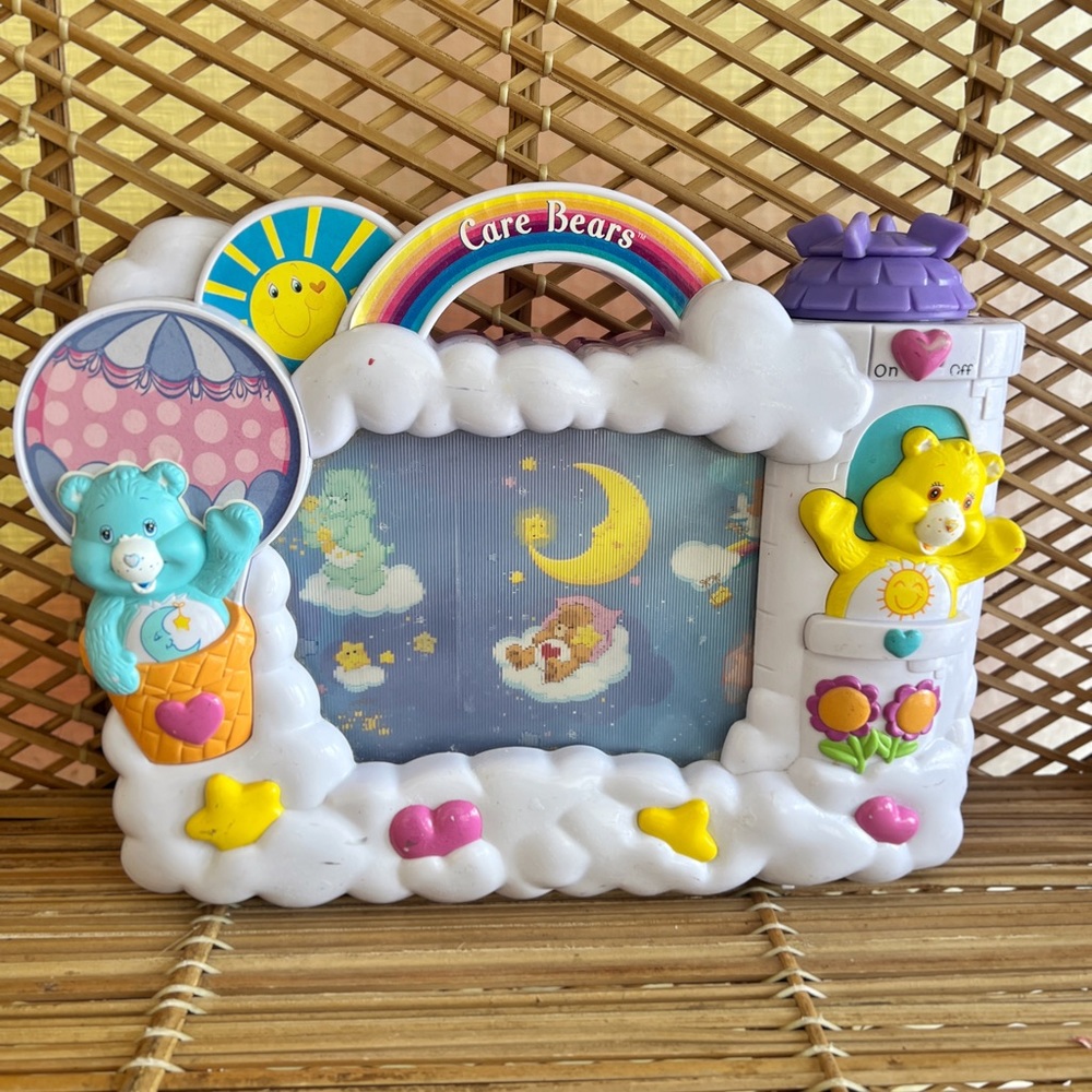 Care Bears Vintage Baby Musical Mobile/Moving Screen Player Rainbow Pastel Decor